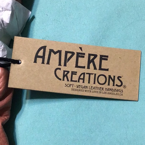 NWT AMPÉRE CREATIONS peach vegan Leather crossbody bag - Picture 8 of 9